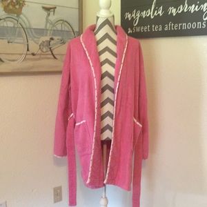 Victoria’s Secret pink robe M/L